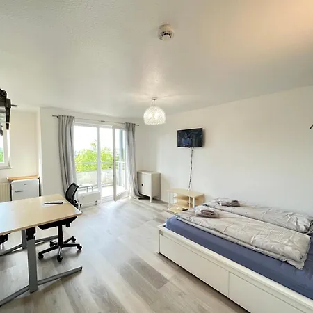 Outletcity Apartment Ferienwohnung Metzingen Metzingen  Exterior photo